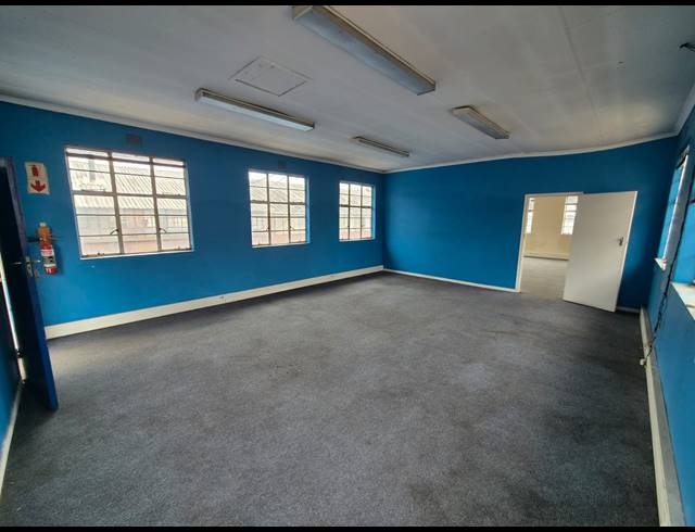 170M² WAREHOUSE TO LET IN WADEVILLE